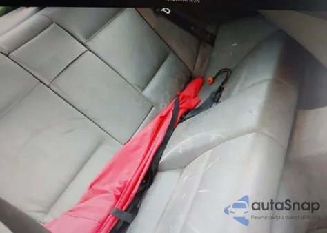 2004 BMW 330Ci z USA, uszkodzony, nr VIN WBABD53464PL15372